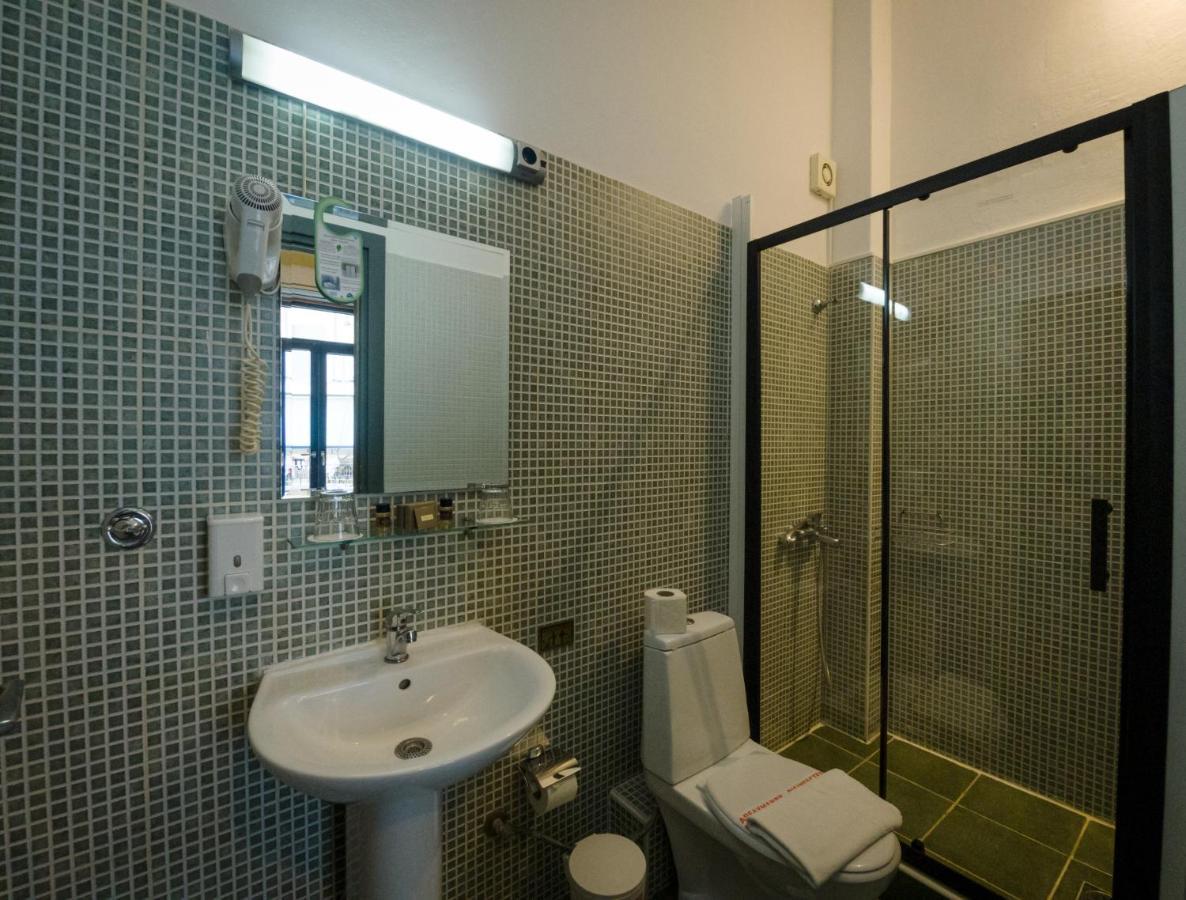 Rentrooms Thessaloníki Exteriör bild